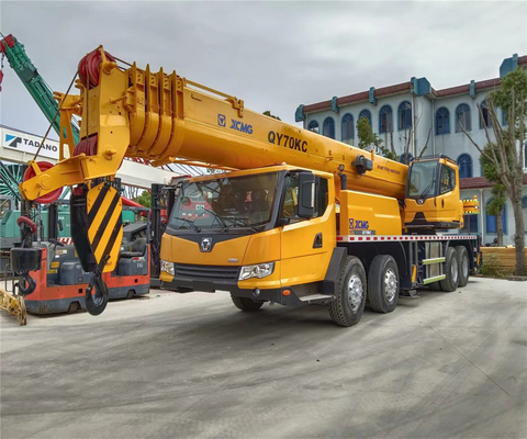 QY130K Tadano Truck Crane Equipped with Eaton Hydraulic Valve