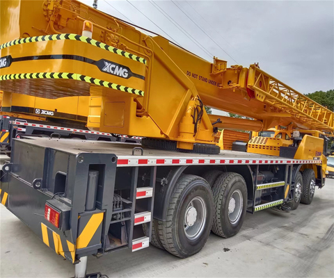 QY130K Tadano Truck Crane Equipped with Eaton Hydraulic Valve