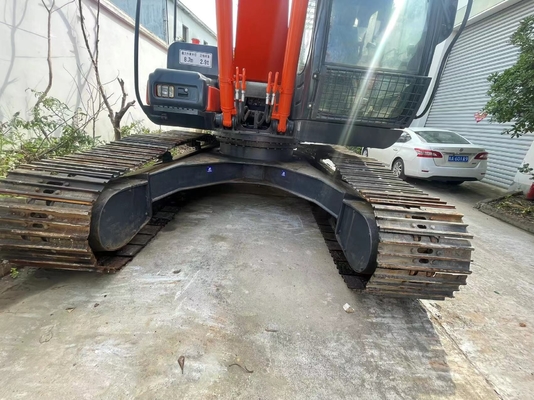 Used Hitachi Excavator ZX210 with 0.45m3 Bucket Capacity and 21500 KG Machine Weight