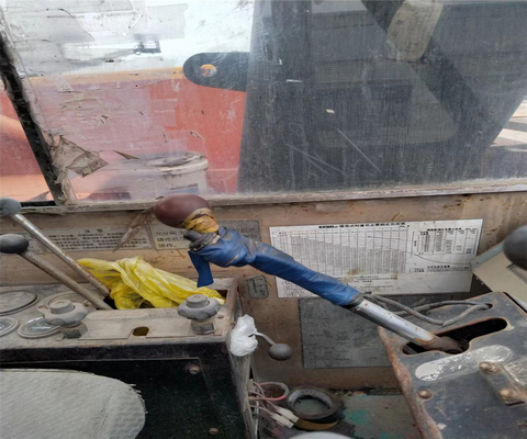 Smooth and Safe Lifting Operations with 50ton Used Truck Crane KH180