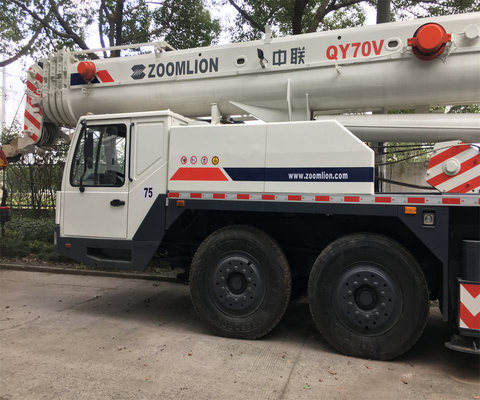ZOOMLION QAY180 Truck Crane Mobile Crane 70000 kg for Chinese Construction Market