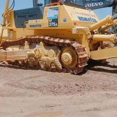 Used KOMATS D375A Bulldozer with 23m3 Dozing Capacity and 72000 KG Machine Weight