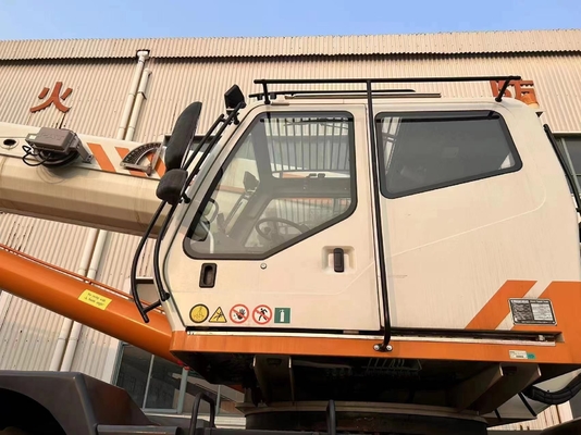 ZOOMLION RT75 RT25 Rough-terrain Crane with Changjiang Hydraulic Cylinder in Shanghai