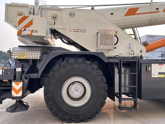 ZOOMLION RT75 RT25 Rough-terrain Crane with Changjiang Hydraulic Cylinder in Shanghai
