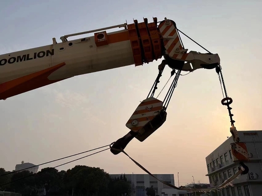 ZOOMLION RT75 RT25 Rough-terrain Crane with Changjiang Hydraulic Cylinder in Shanghai