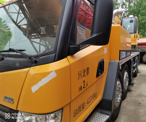 XCMG QY70KA 70T Mobile Truck Crane with Liyuan Hydraulic Valve and 20000 kg Weight