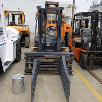Yellow FD30T Forklift A Versatile Machine for Various Applications
