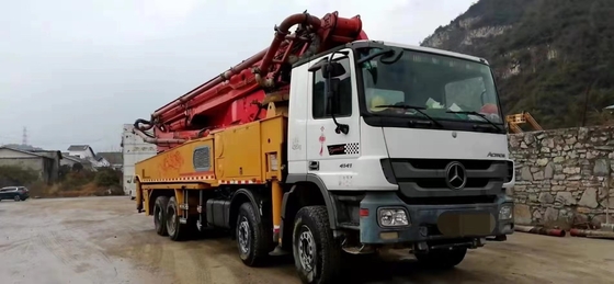 37M Concrete Pump Truck with Benzz Vol Chassis HOWO Tipper Truck 25t 40t 6x4 8x4 Type