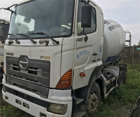 12000 KG Concrete Output 12.9L Used HINO700ZOU Mixer Truck for Construction at Affordable