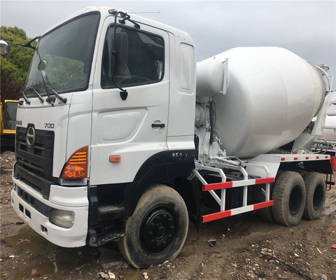 Used HINO 700 Concrete Mixer Truck with 24120*9940*17190mm Outline Dimension at Affordable
