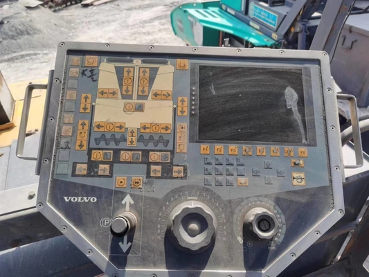 FPT Engine Used Asphalt Paver VOLV 8820 for Long-Lasting