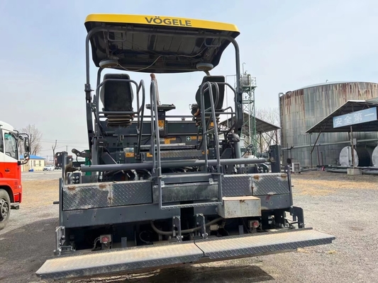 Construction Machinery Used Asphalt Paver 1880 with FPT Engine
