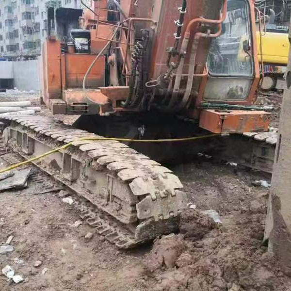 Soilmec SR-80C SR-80 SR-70 SR-60 SR-65 Drilling Rig with Crane and Hitachi KH125